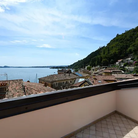 Apartment Tre Passi Dal 1 *