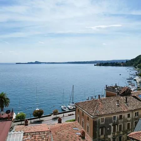 Tre Passi Dal 1 Apartment *